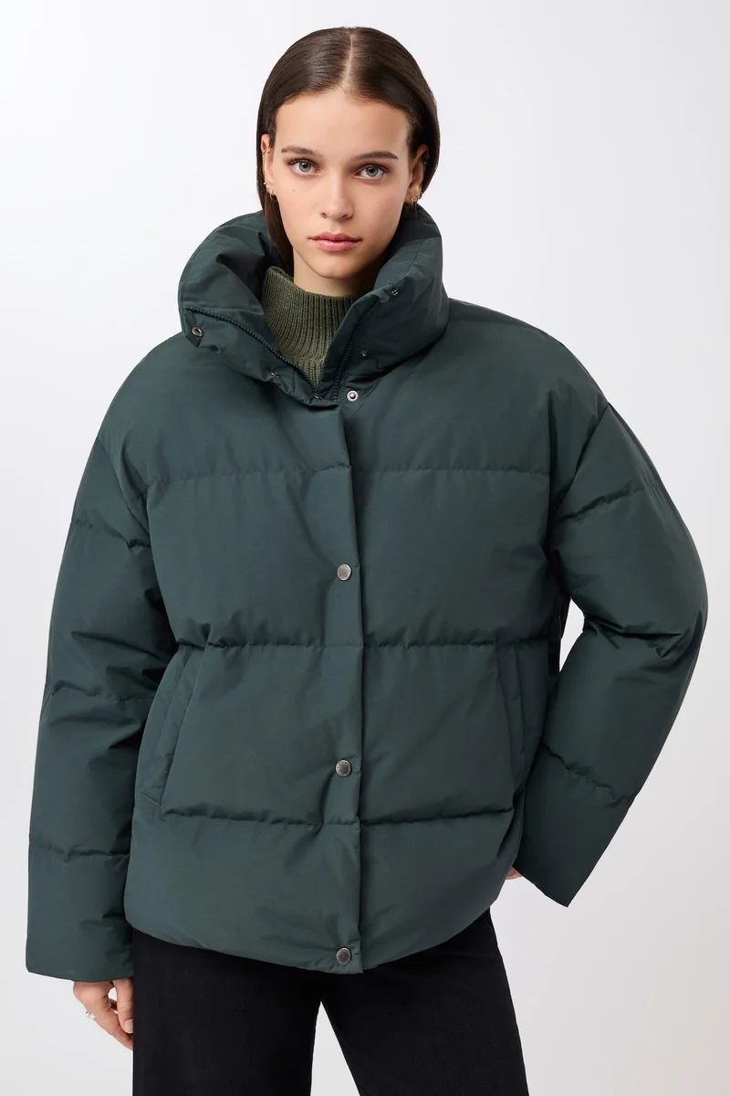 Gesteppte Jacke aus Eco Daune mit Stehkragen (Fir)