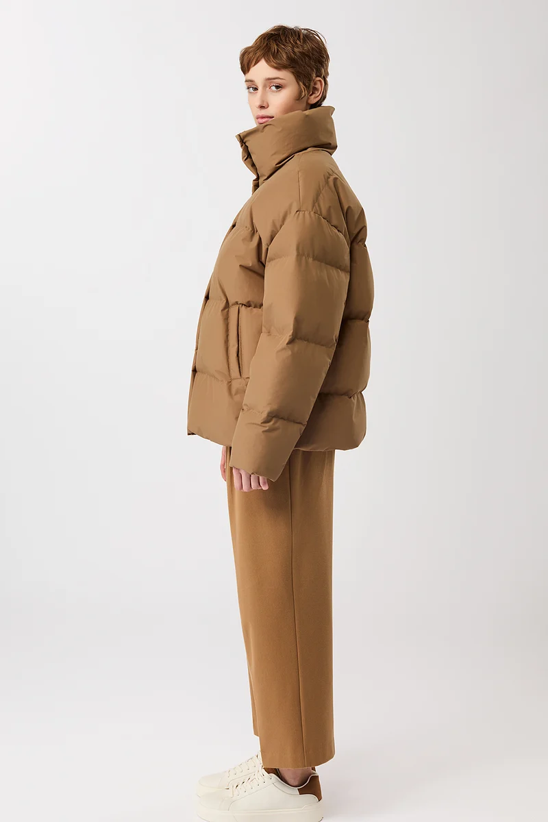 Gesteppte Jacke aus Eco Daune mit Stehkragen (Oak)