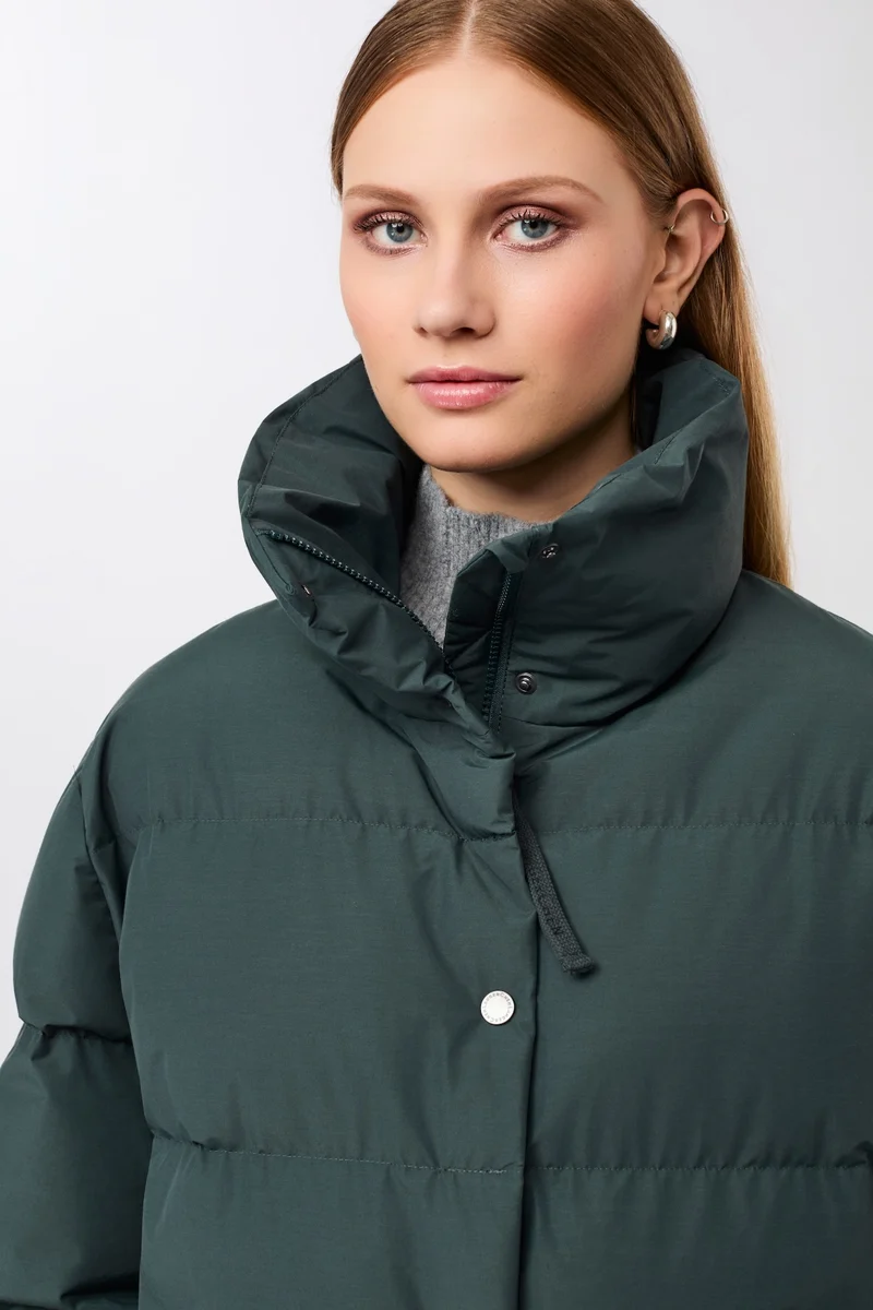 Jacke mit Stehkragen aus Eco Daune (Fir)