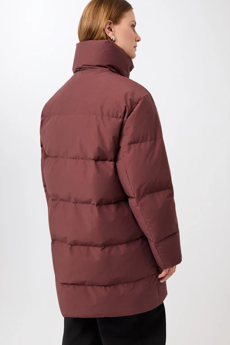 Jacke mit Stehkragen aus Eco Daune (Burgundy)