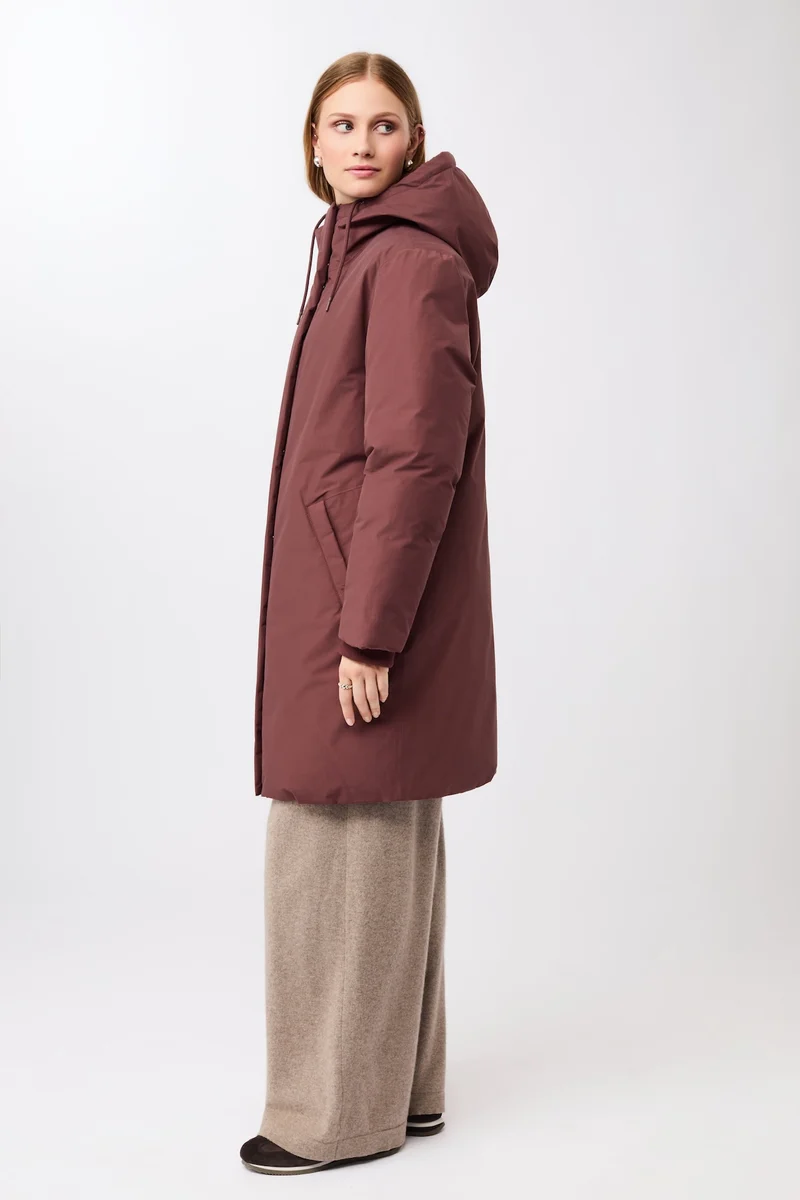 Lange Jacke mit Kapuze und Eco Daune (Burgundy)