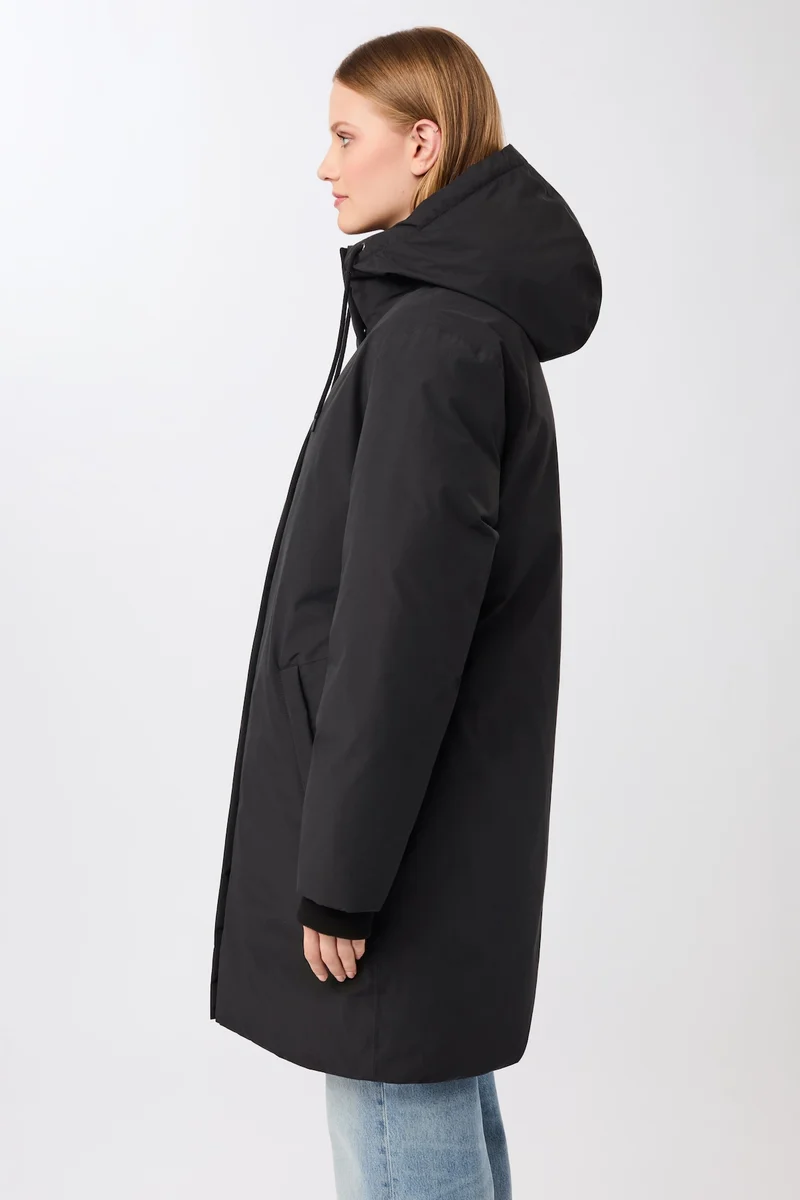 Lange Jacke mit Kapuze und Eco Daune (Black)