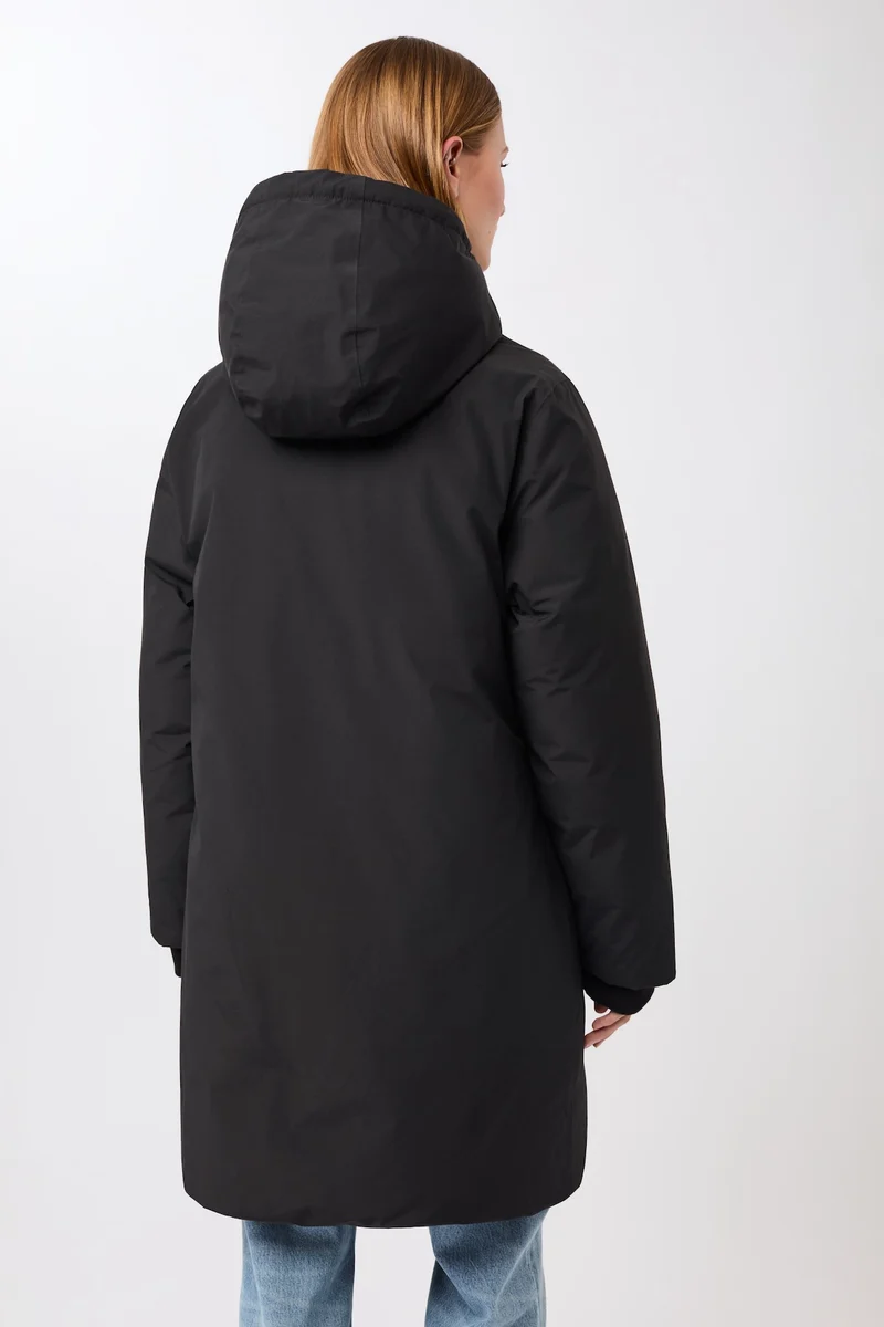 Lange Jacke mit Kapuze und Eco Daune (Black)