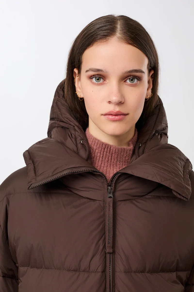 Steppjacke mit Kragen und abnehmbarer Kapuze (Coffee)