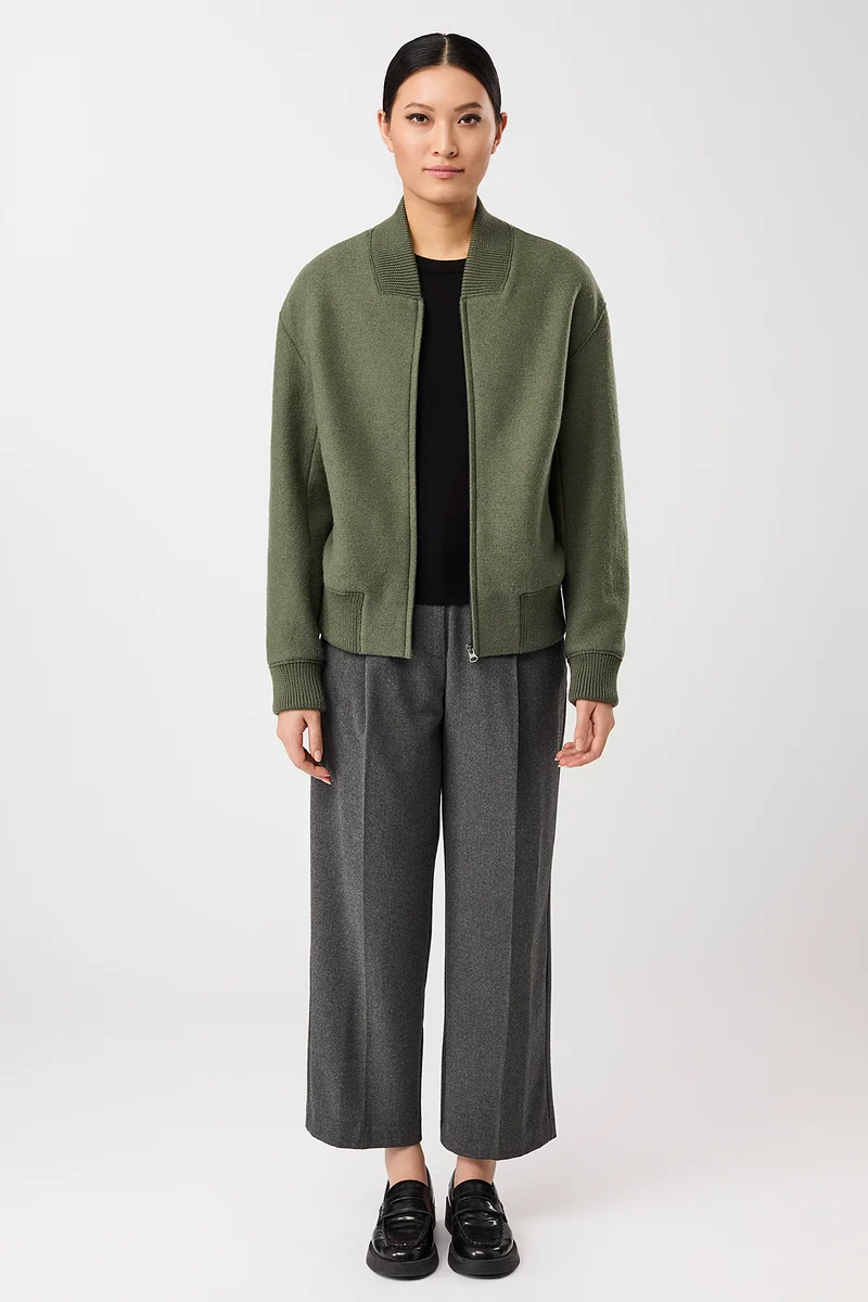 90er Bomber Style mit Rippe (Sencha)