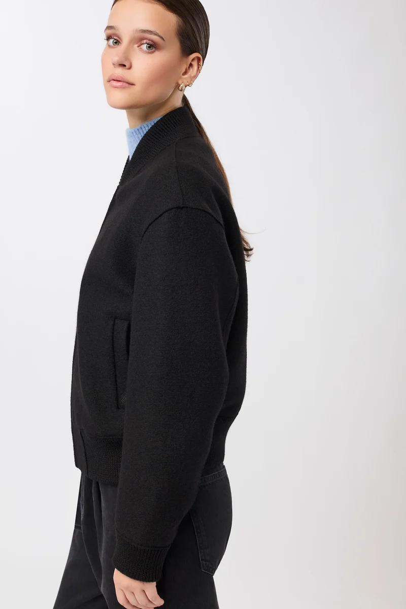 90er Bomber Style mit Rippe (Black)