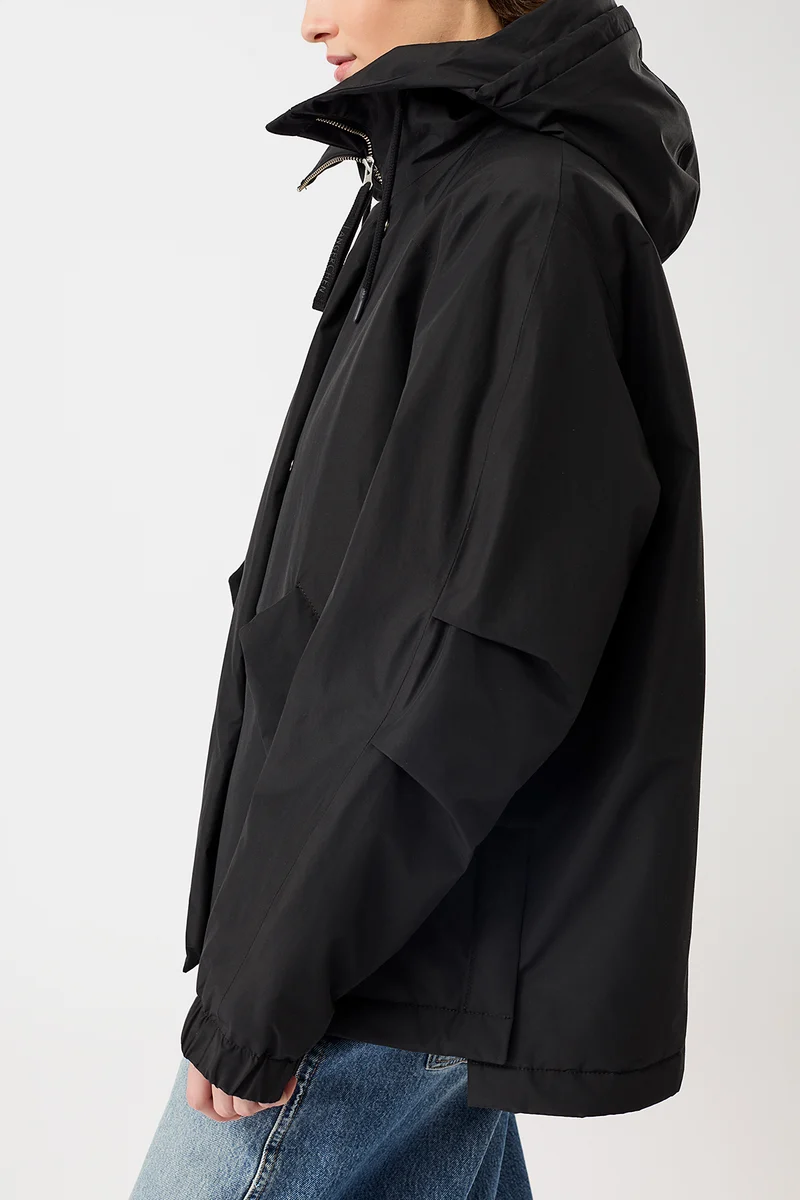 Wattierter Kurzparka in lockerem Volumen (Black)