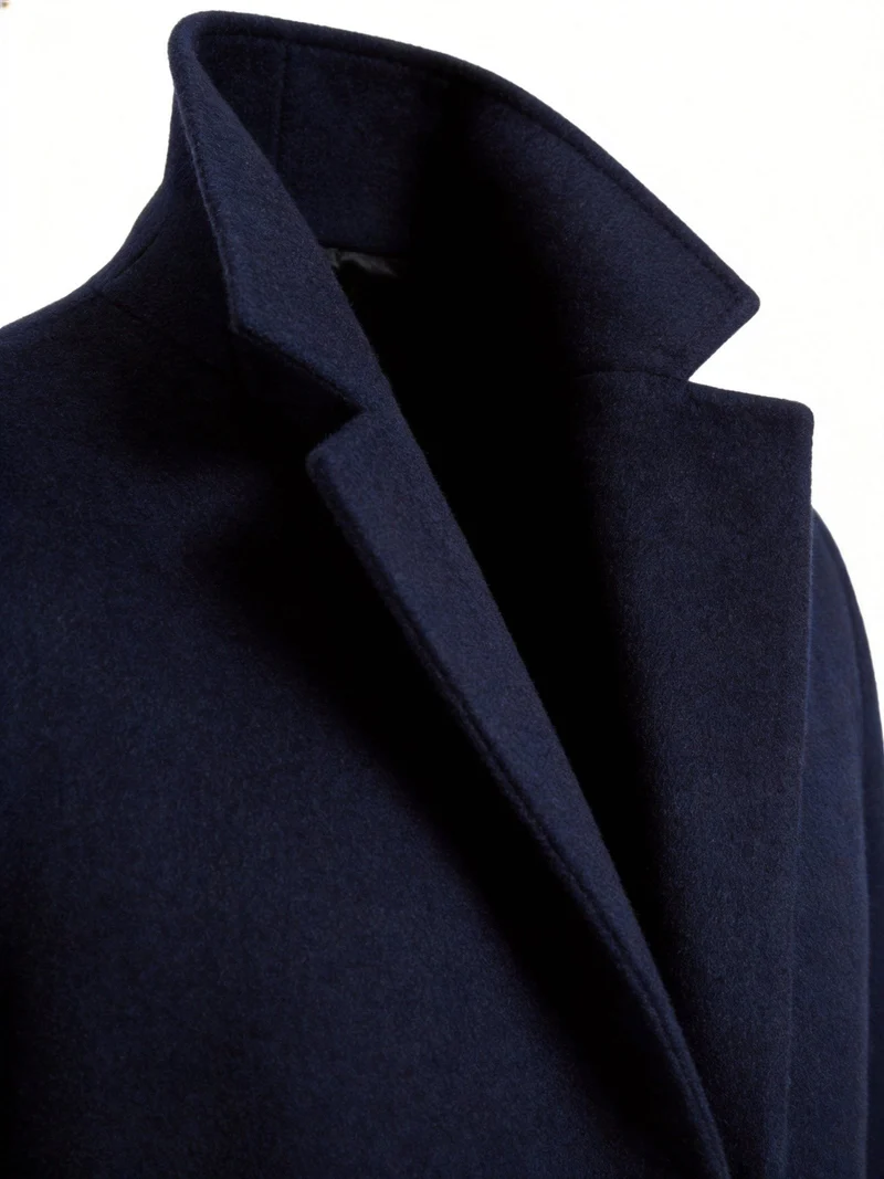 Robert | Timeless and Sophisticated Trench Coat