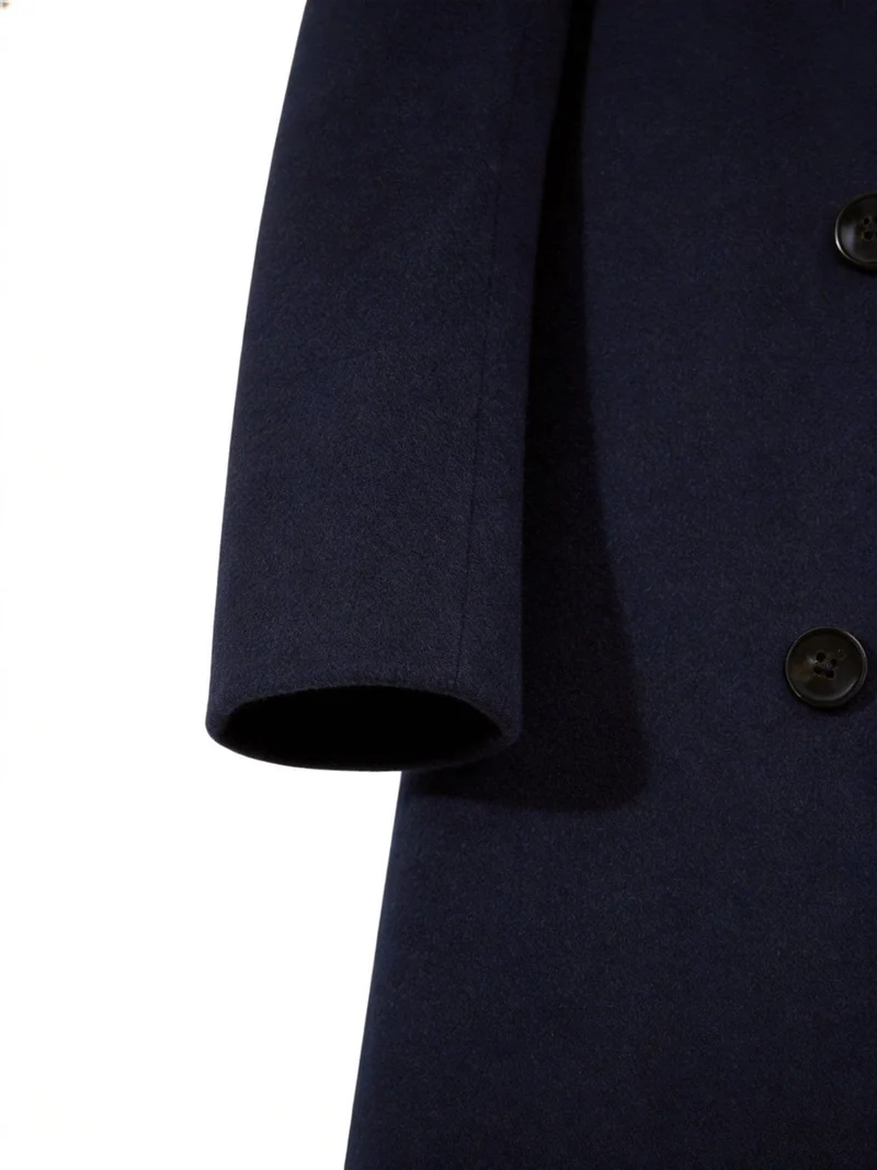 Robert | Timeless and Sophisticated Trench Coat