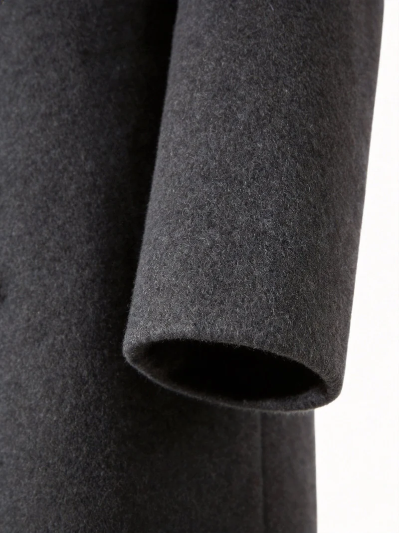 Robert | Timeless and Sophisticated Trench Coat