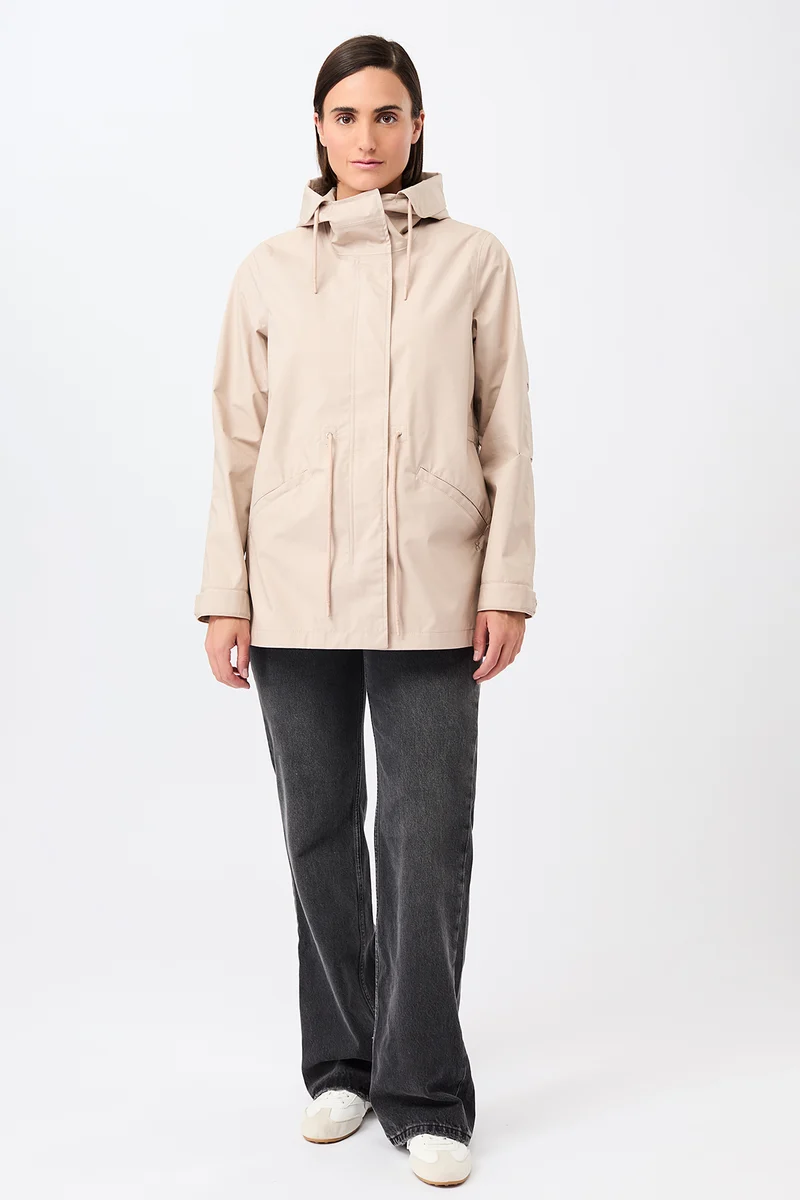 Kurzer Regenparka aus Bio-Baumwolle (Blush)