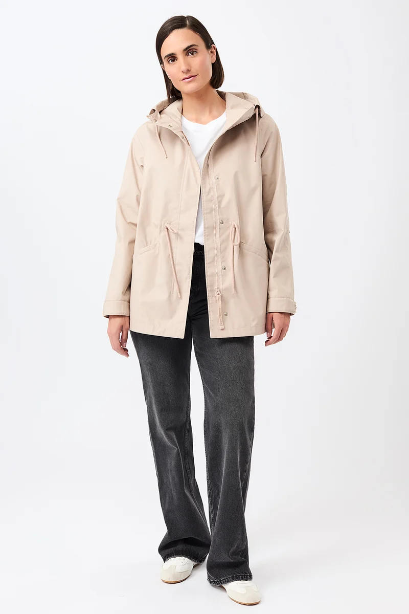 Kurzer Regenparka aus Bio-Baumwolle (Blush)