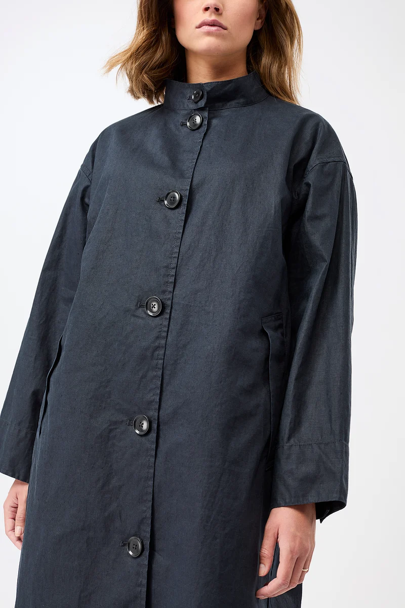 Langer Mantel aus Leinen mit Knöpfen (Navy)
