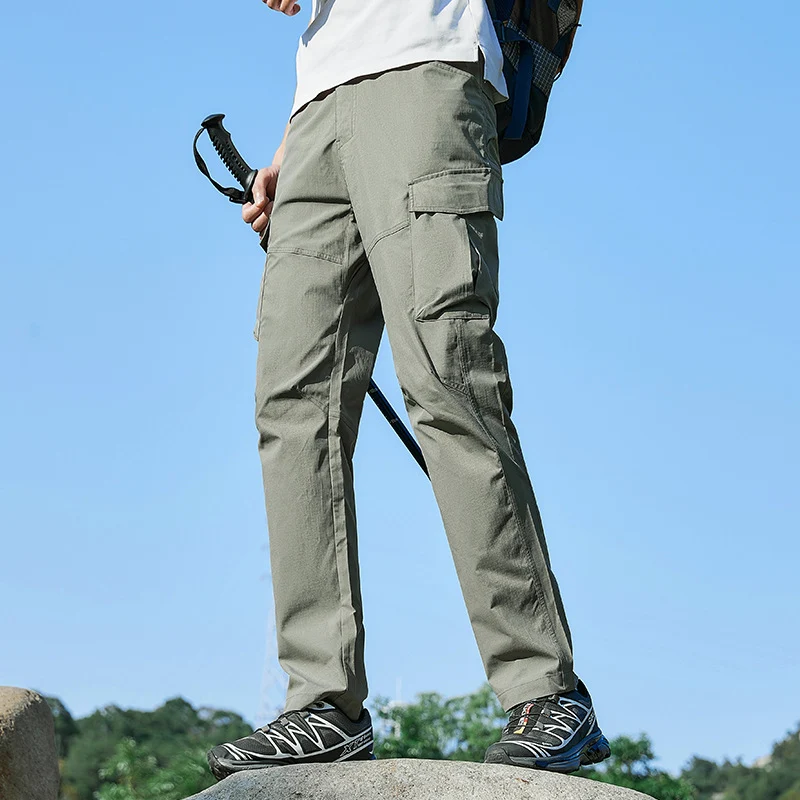 Herren Leichte Trekking-Cargohose mit Stretch-Anteil, vorgeformten Knien und Mehrfachtaschen Drune