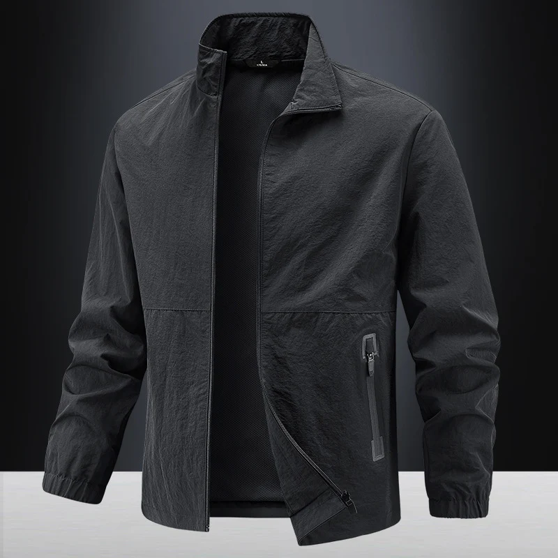Herren Leichte technische Übergangsjacke mit Stehkragen atmungsaktivem Mesh-Futter und wasserabweisenden Reißverschlusstaschen Drune