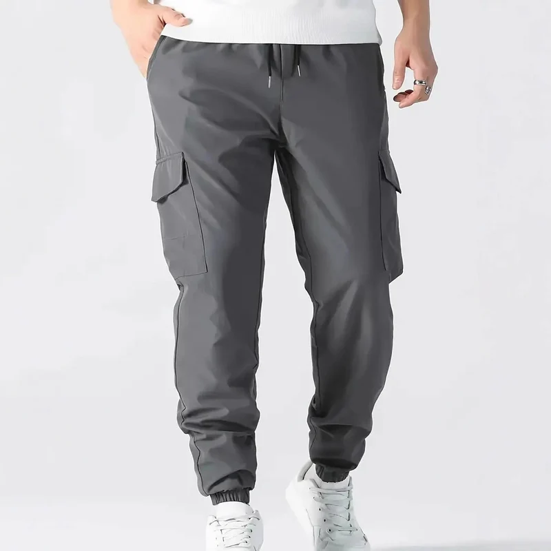 Herren Leichte Tech-Cargohose im Joggerstil mit Tunnelzug, elastischem Beinabschluss & Multifachtaschen Drune