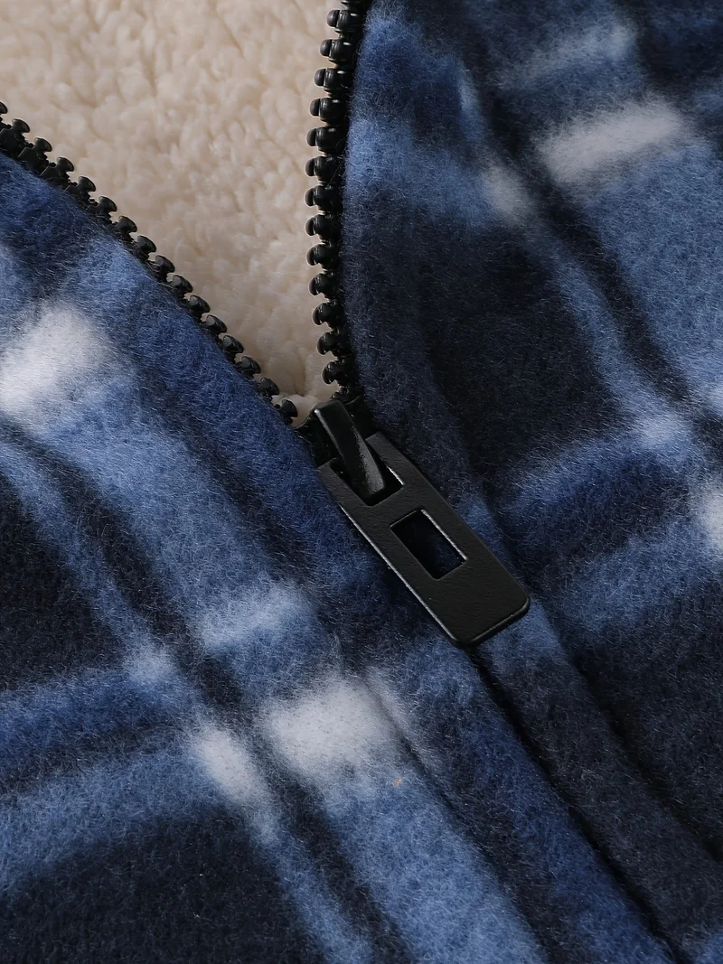 Tristan | Cozy And Rugged Lumberjack Zip-Up Hooded Jacket