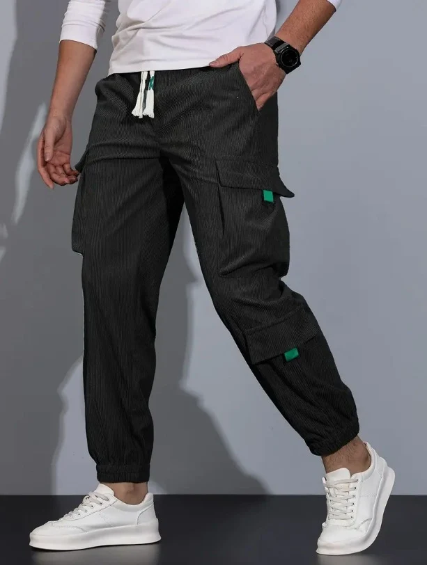 Herren Kord-Cargo-Jogginghose mit elastischem Bund, Tunnelzug & Multifachtaschen Drune