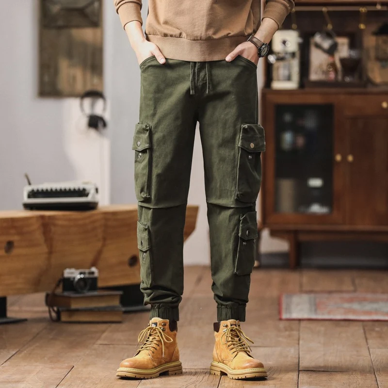 Herren Cargohose mit multifunktionalen Pattentaschen und elastischem Saum Drune