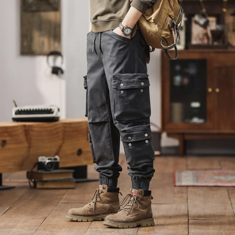 Herren Cargohose mit multifunktionalen Pattentaschen und elastischem Saum Drune