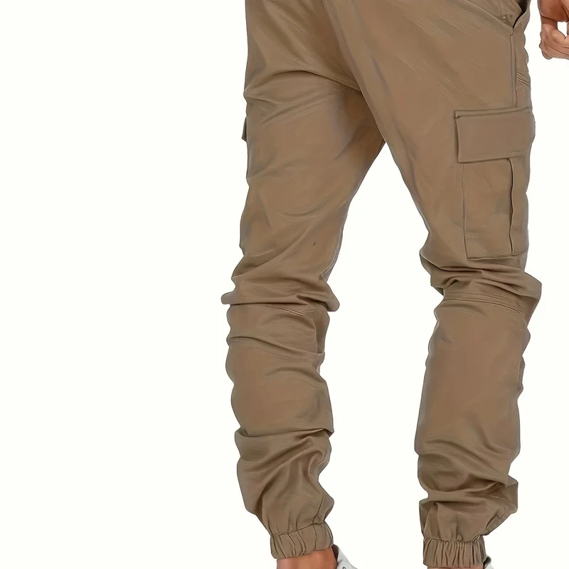 Herren Cargo-Jogginghose mit Tunnelzug, elastischen Bündchen und großen Klappentaschen Drune