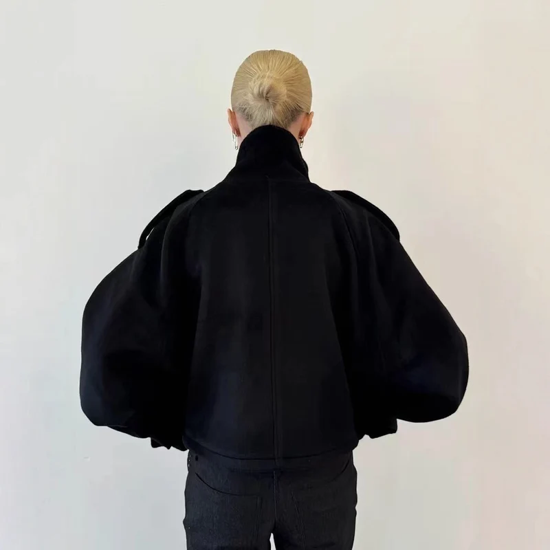 Damen Kurze Oversize Wolljacke mit Stehkragen und Schulterklappen Drune
