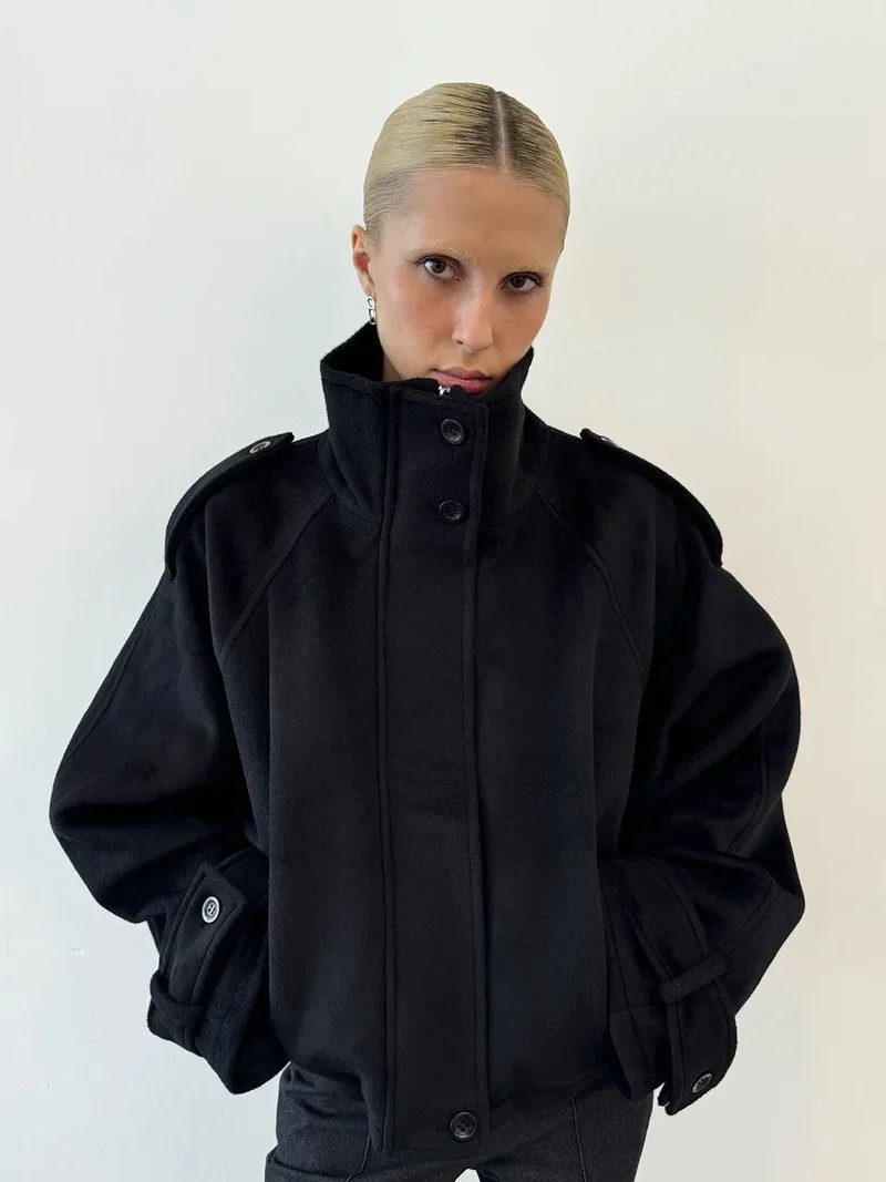 Damen Kurze Oversize Wolljacke mit Stehkragen und Schulterklappen Drune