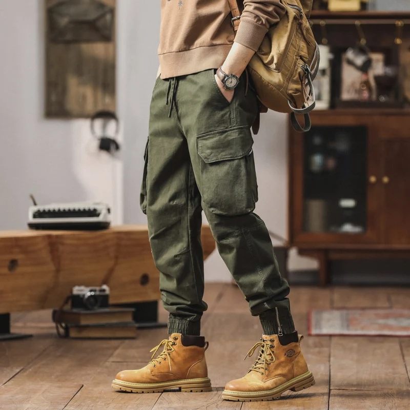 Herren Cargo-Jogginghose mit Kneebel-Taschen, Tunnelzugbund und gerafften Bündchen Drune