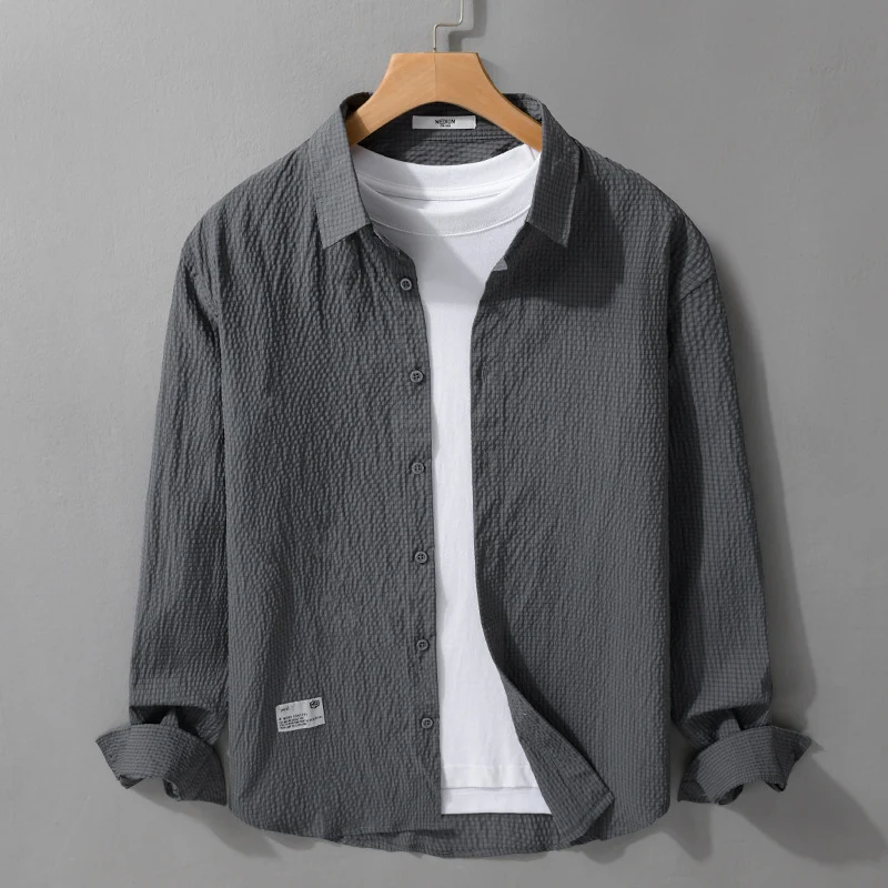 Herren Struktur-Leichthemd im Layering-Style mit Crinkle-Optik und gerundetem Saum Drune