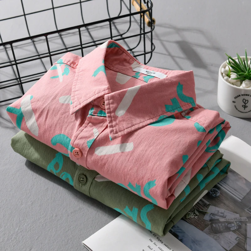 Herren Lockeres Baumwoll-Overshirt mit grafischem Allover-Print und Kentkragen Drune