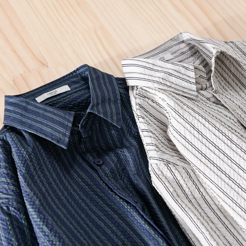 Herren Leichtes gestreiftes Baumwoll‑Leinen Layering‑Overshirt mit Kentkragen, Brusttasche und Crinkle‑Struktur Drune