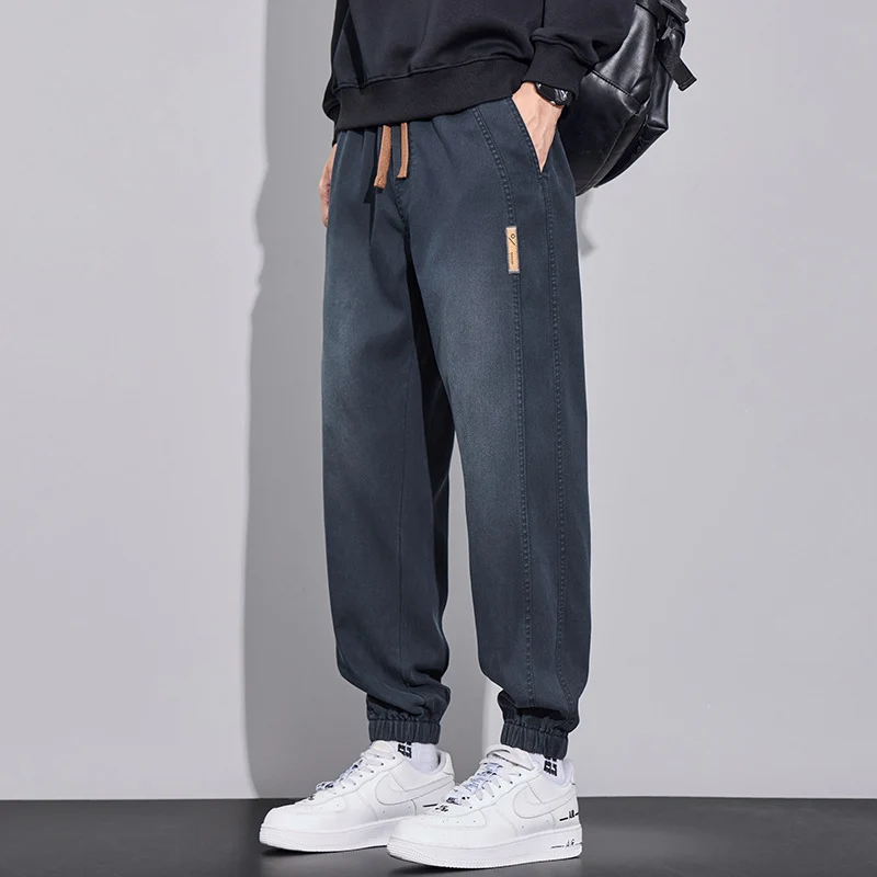Herren Relaxed-Fit Jogginghose im Denim‑Look mit elastischem Bund, Tunnelzug und geripptem Beinabschluss Drune