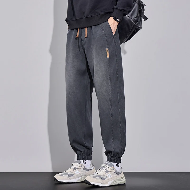Herren Relaxed-Fit Jogginghose im Denim‑Look mit elastischem Bund, Tunnelzug und geripptem Beinabschluss Drune