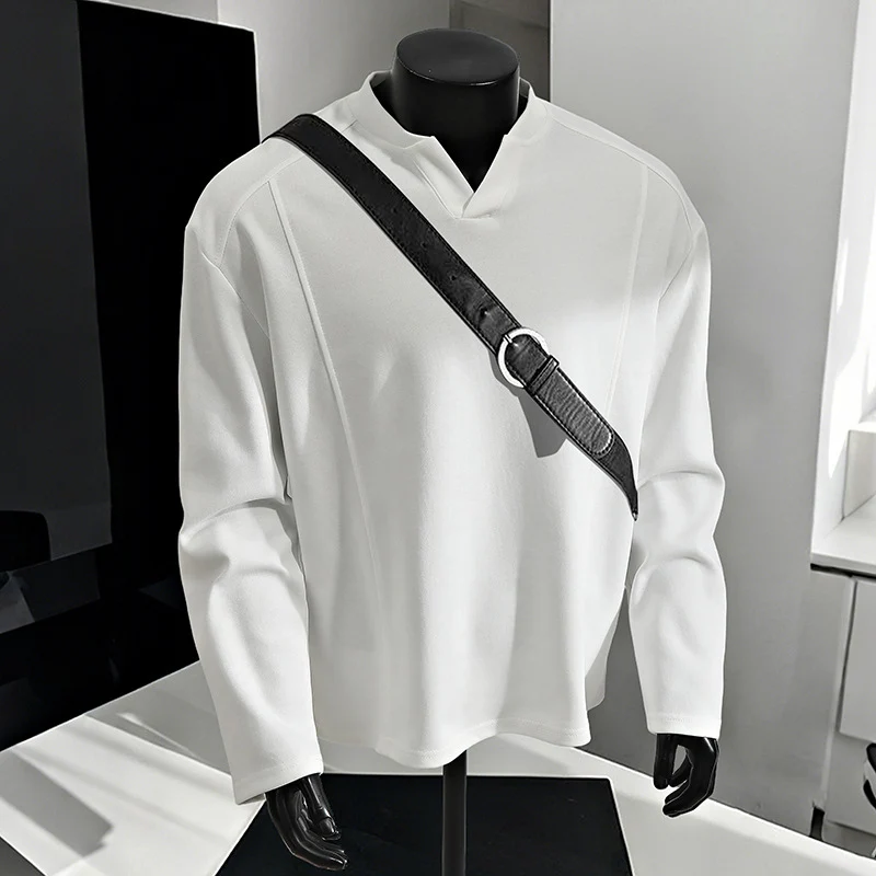 Herren Oversize-Langarmshirt mit V-Notch-Kragen, minimalistischer Schnitt und weichem Baumwollmix Drune