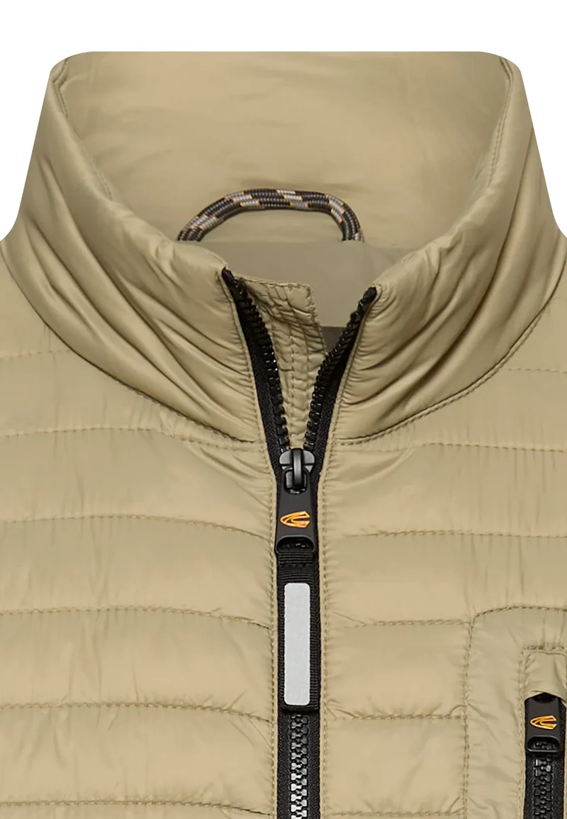 Steppjacke mit Stehkragen