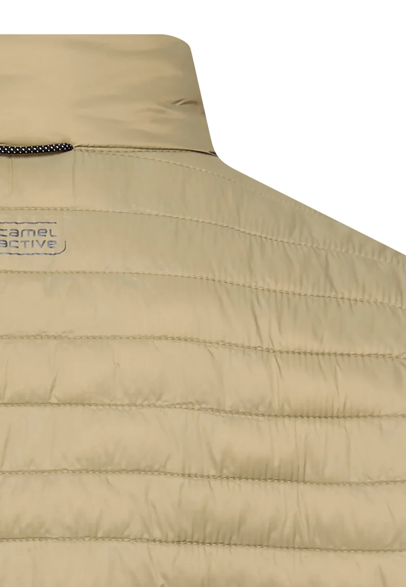 Steppjacke mit Stehkragen