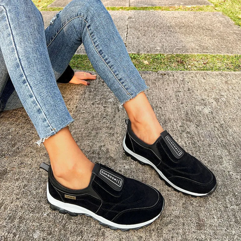 Damen robuste Slip-On Outdoor-Sneaker mit Wildlederoptik, elastischem Schaft und profilierter Traktorsohle Drune