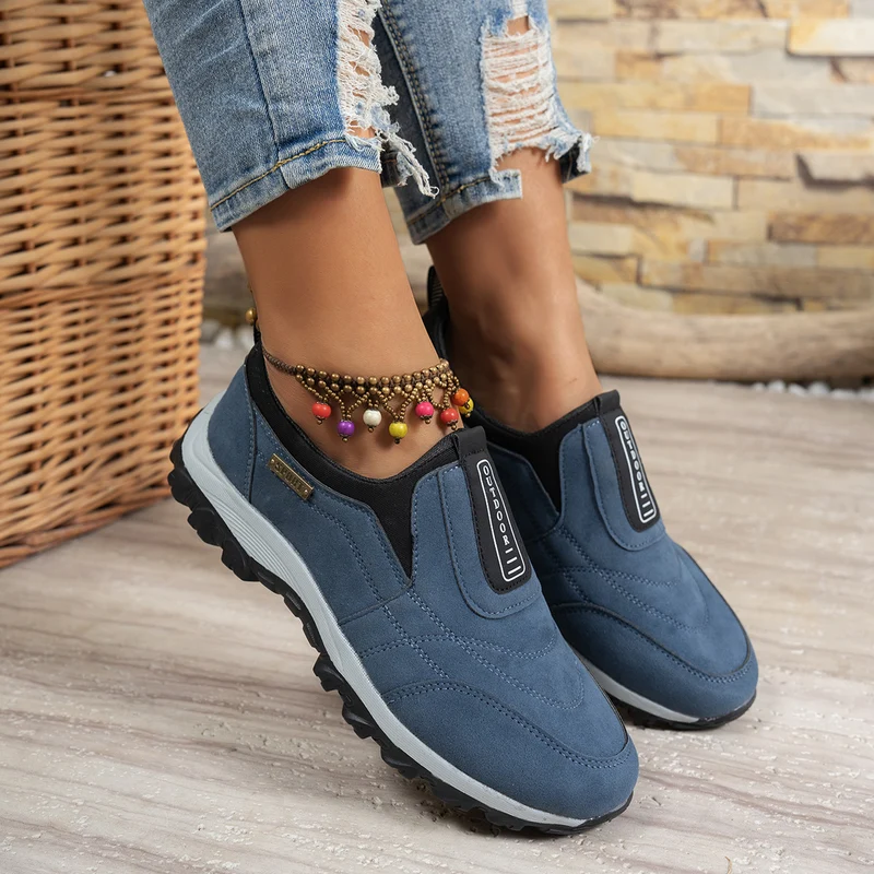Damen robuste Slip-On Outdoor-Sneaker mit Wildlederoptik, elastischem Schaft und profilierter Traktorsohle Drune