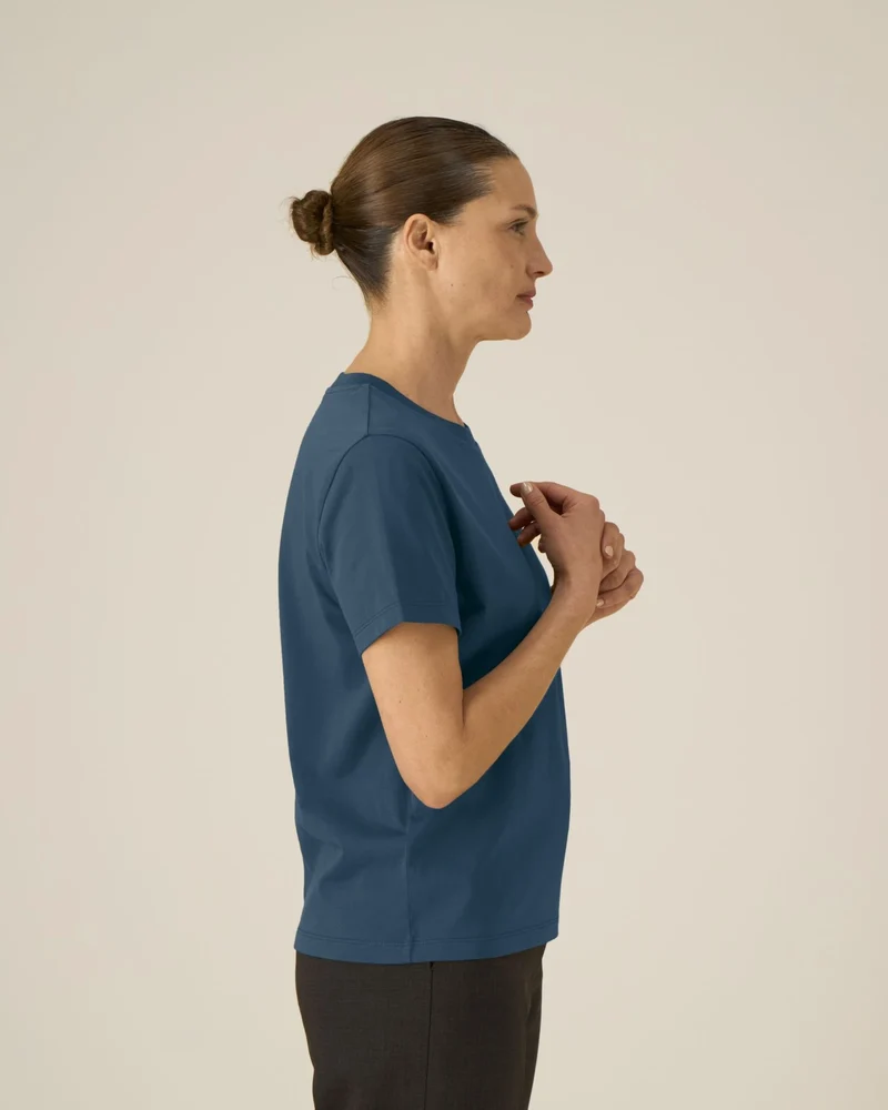 T-Shirt Damen Medium Fit Stanley/Stella Iconic zum Personalisieren