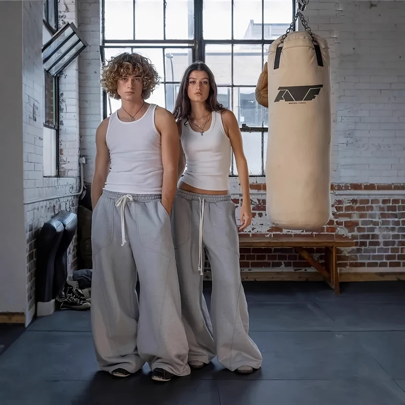 Damen Extraweite Lounge-Jogginghose mit hohem Bund, Kordelzug & geformten Kniepanelen Drune