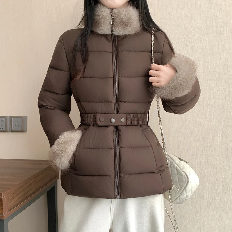 Damen nan taillierte Thermosteppjacke mit abnehmbarem Fake-Fur-Kragen und elastischem Taillengürtel Drune