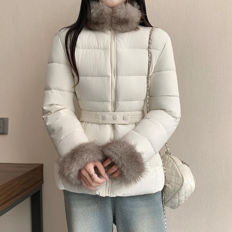 Damen nan taillierte Thermosteppjacke mit abnehmbarem Fake-Fur-Kragen und elastischem Taillengürtel Drune