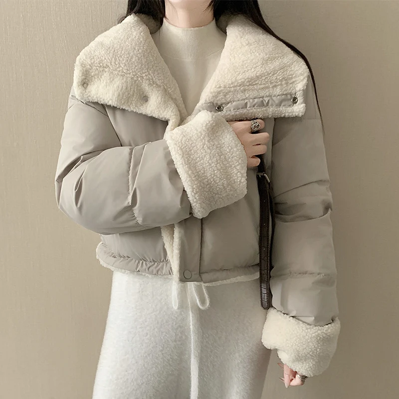 Damen nan kurze wattierte Jacke mit hochschließendem Schalkragen und Teddybündchen Drune