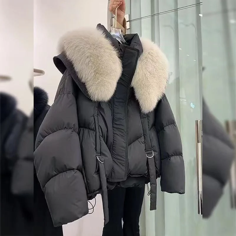 Damen nan kurze Thermo-Pufferjacke mit abnehmbarem Webpelzkragen, hochschließendem Stehkragen und Tunnelzugsaum Drune