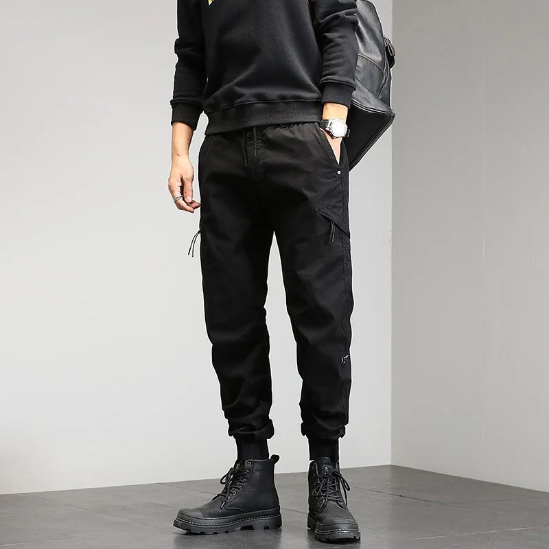 Herren Utility-Cargohose im Joggerstil mit Gummibündchen und Multifunktions‑Taschen Drune