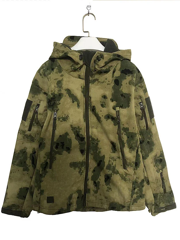 Herren taktische Softshell‑Fieldjacke mit Kapuze, Multifunktionstaschen und Klettpatchfläche Drune