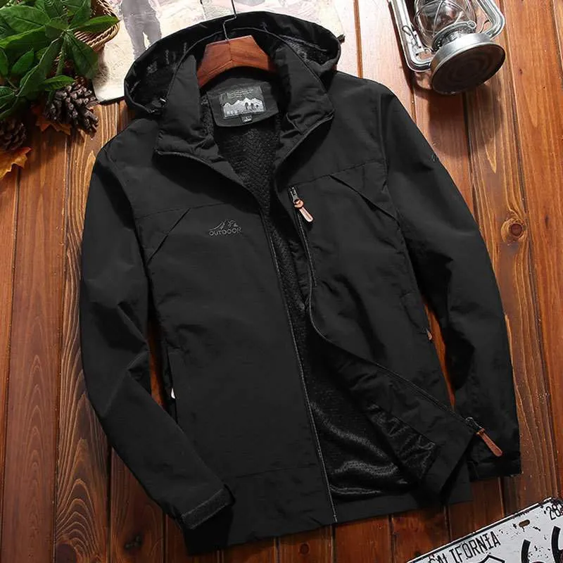 Herren Softshell‑Funktionsjacke mit Kapuze, atmungsaktiver Fleece‑Innenlage und verdeckten Reißverschlusstaschen Drune