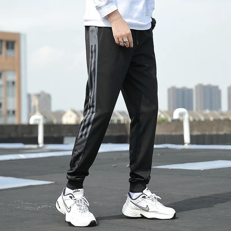Herren Slim‑Fit Trainingshose mit elastischem Bund, Kordelzug und gerippten Bündchen Drune