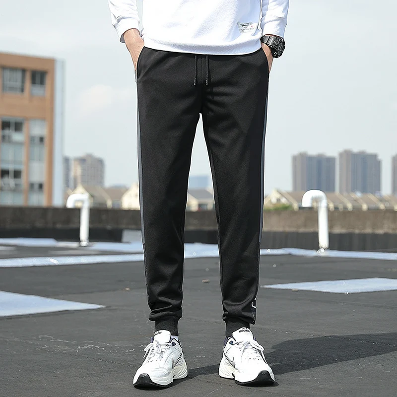 Herren Slim‑Fit Trainingshose mit elastischem Bund, Kordelzug und gerippten Bündchen Drune