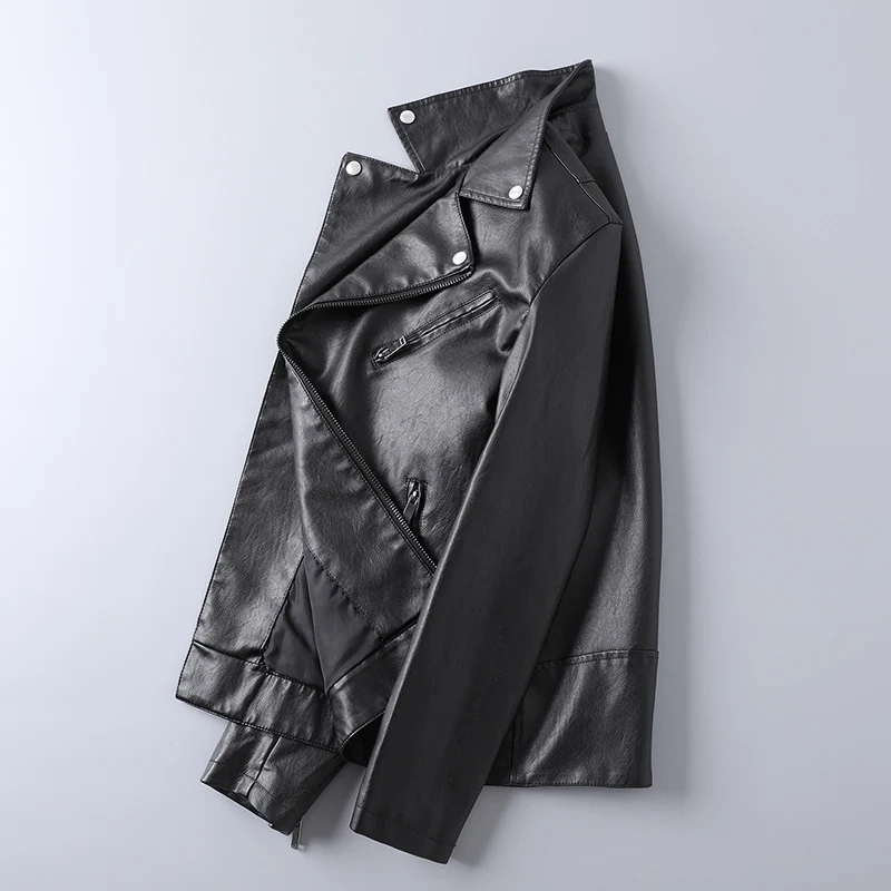 Herren Slim-Fit Kunstleder-Motojacke mit asymmetrischem Reißverschluss und cleanem Reverskragen Drune